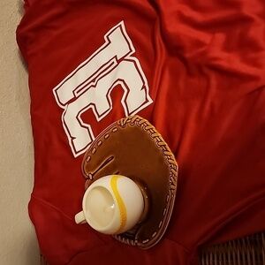 Enesco Baseball Cup and Glove/Mitt Saucer